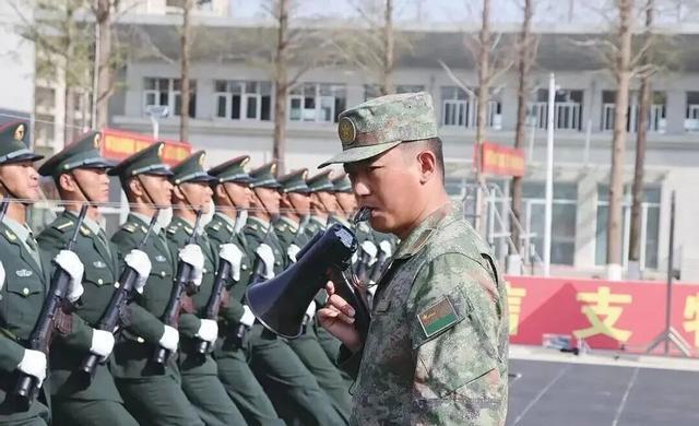 河南南阳卢宛锋：16年间四进阅兵训练场